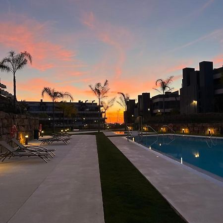 The Golden Oasis Penthouse Apartment Estepona Exterior foto