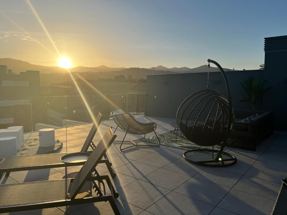 The Golden Oasis Penthouse Apartment Estepona Exterior foto