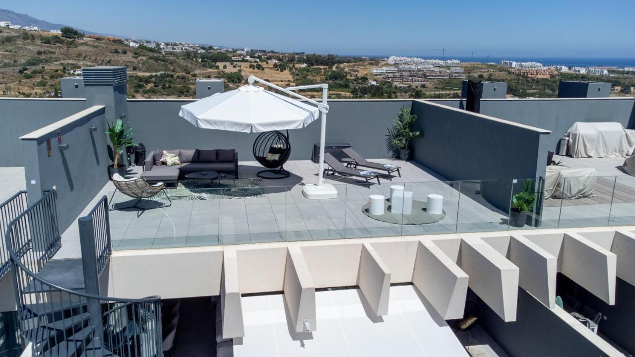 The Golden Oasis Penthouse Apartment Estepona Exterior foto